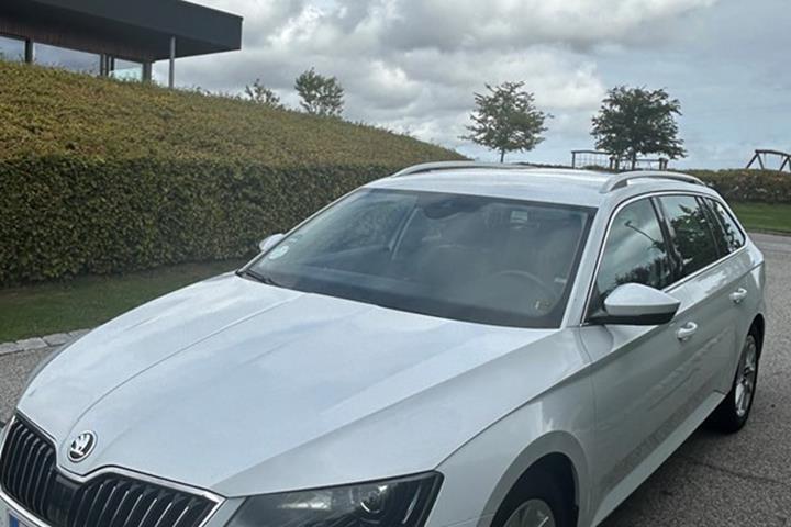 undefined Skoda Superb fra 2019