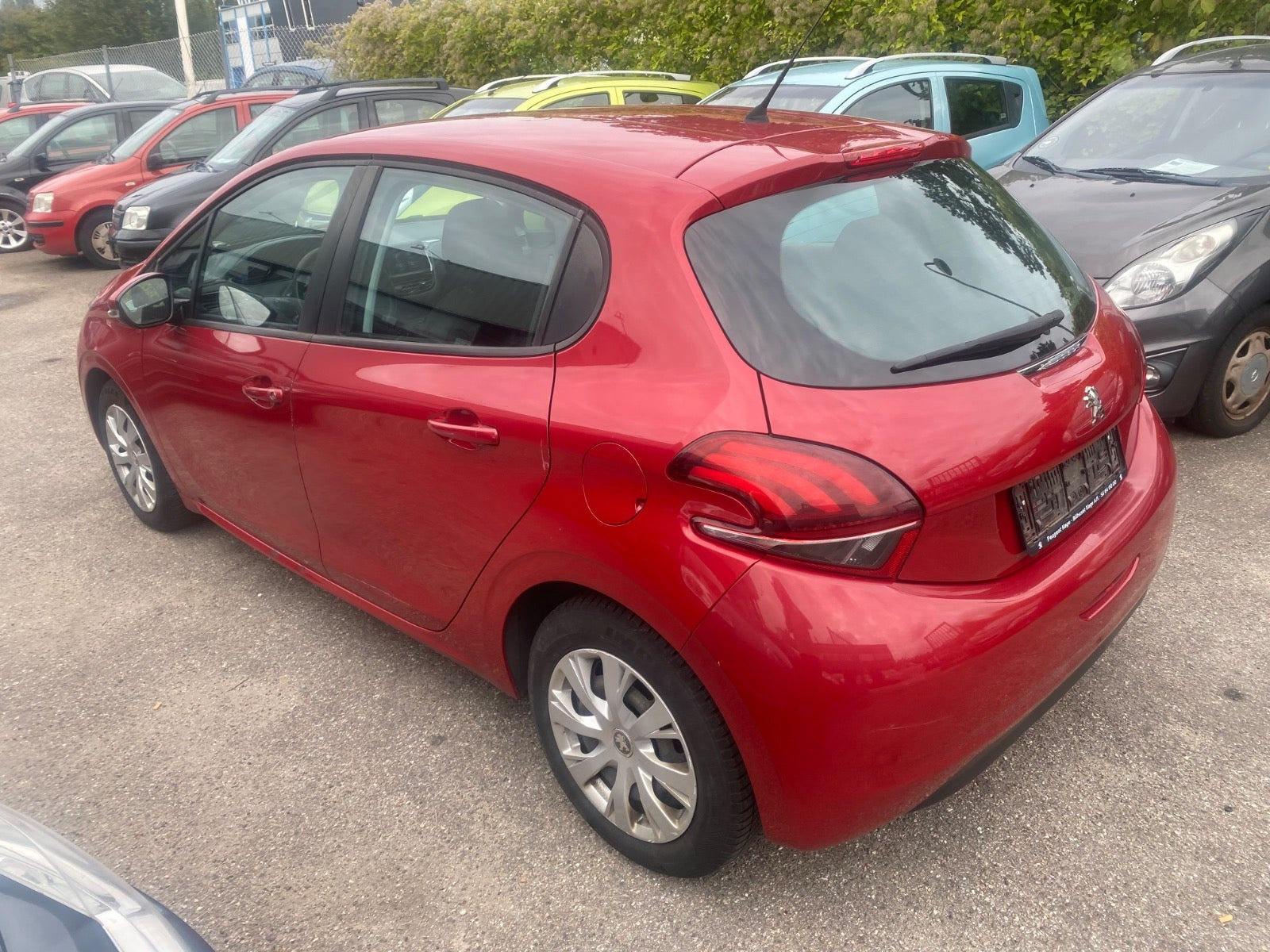 undefined Peugeot 208 fra 2016