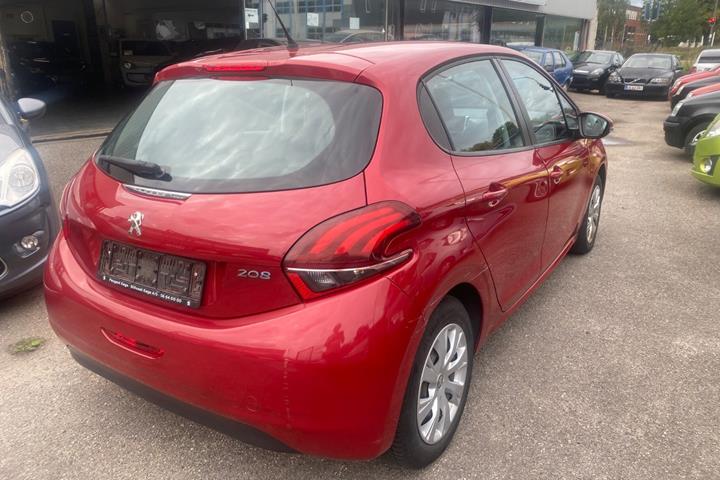 undefined Peugeot 208 fra 2016