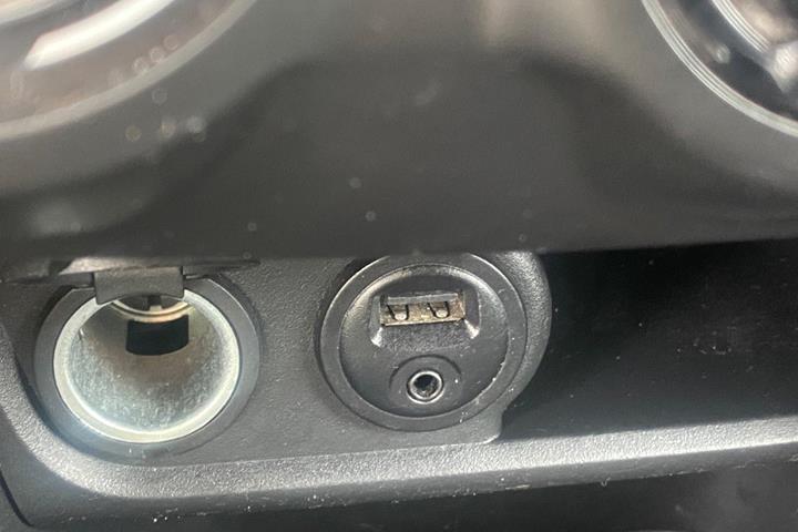 undefined Peugeot 208 fra 2016
