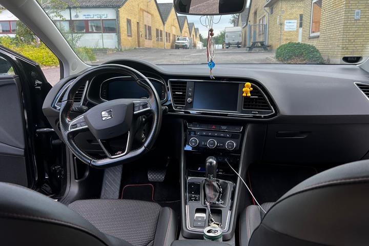 Sort Seat Leon fra 2019