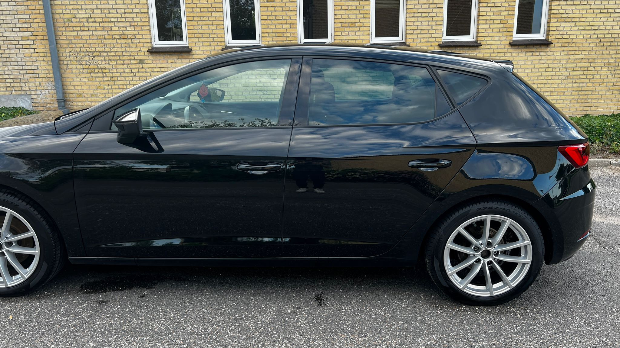 Sort Seat Leon fra 2019