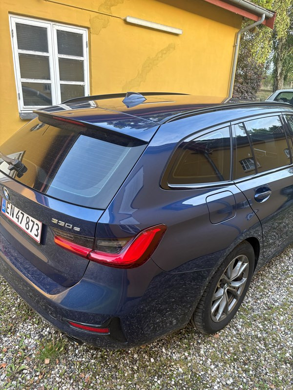 undefined BMW 330e fra 2021