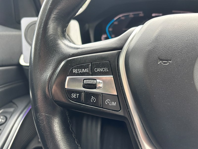 undefined BMW 330e fra 2020