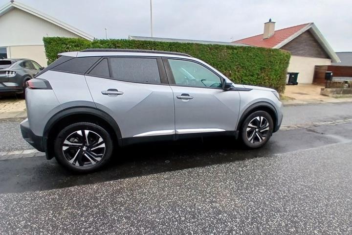undefined Peugeot 2008 fra 2020