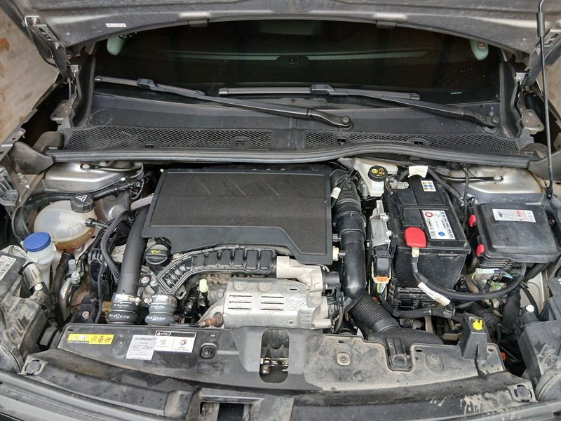 undefined Peugeot 2008 fra 2020