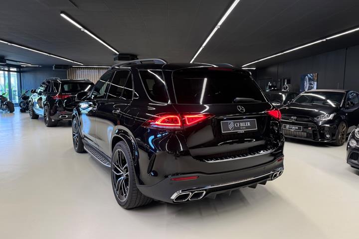 Grå Mercedes GLE350 de fra 2022