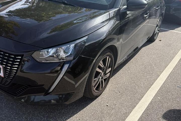 undefined Peugeot 208 fra 2020