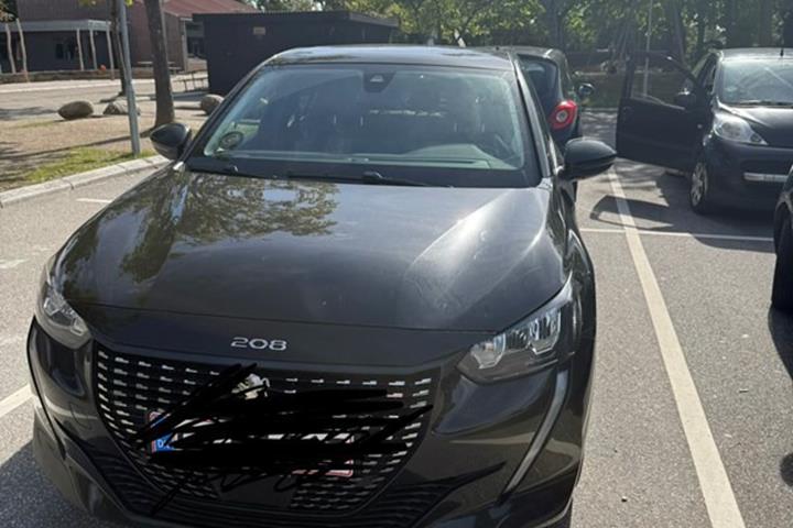 undefined Peugeot 208 fra 2020