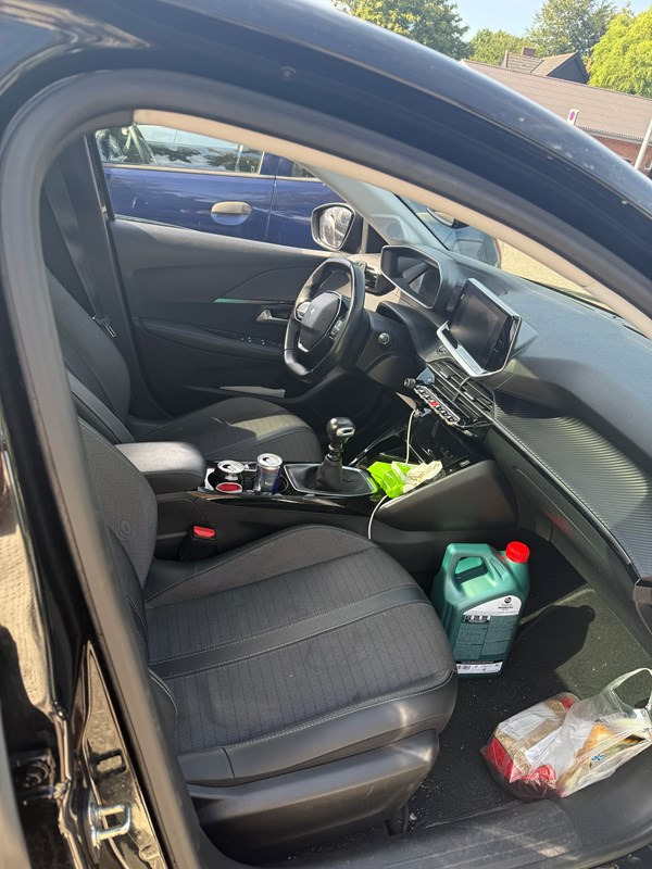 undefined Peugeot 208 fra 2020