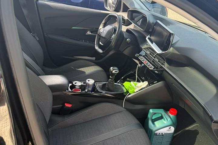 undefined Peugeot 208 fra 2020