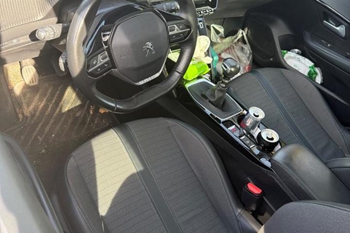 undefined Peugeot 208 fra 2020