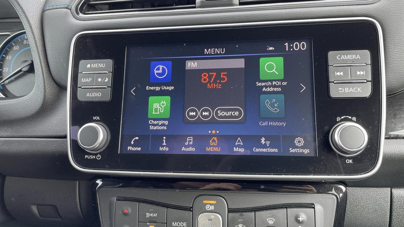 Grå Nissan Leaf fra 2022