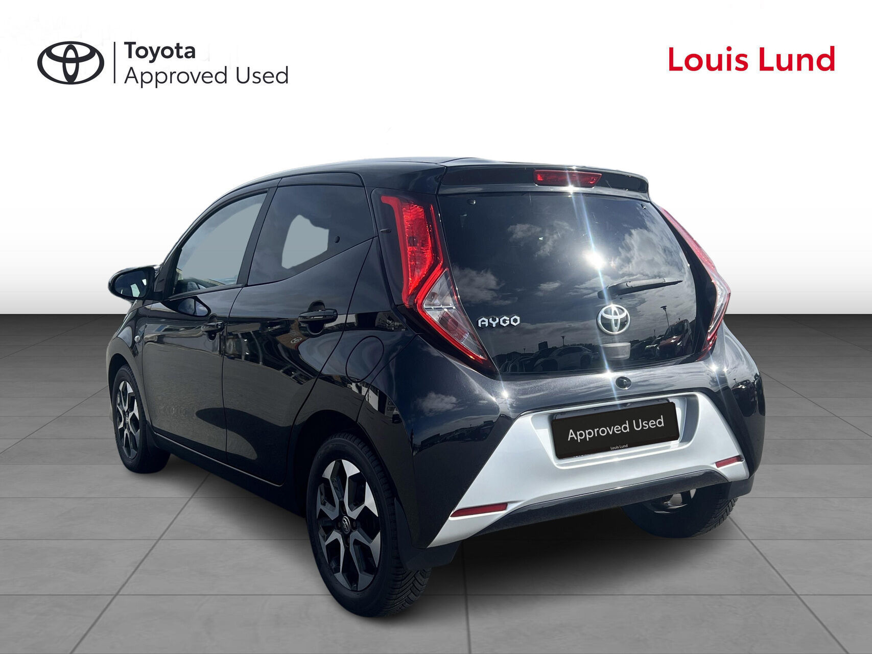 Sort Toyota Aygo fra 2020