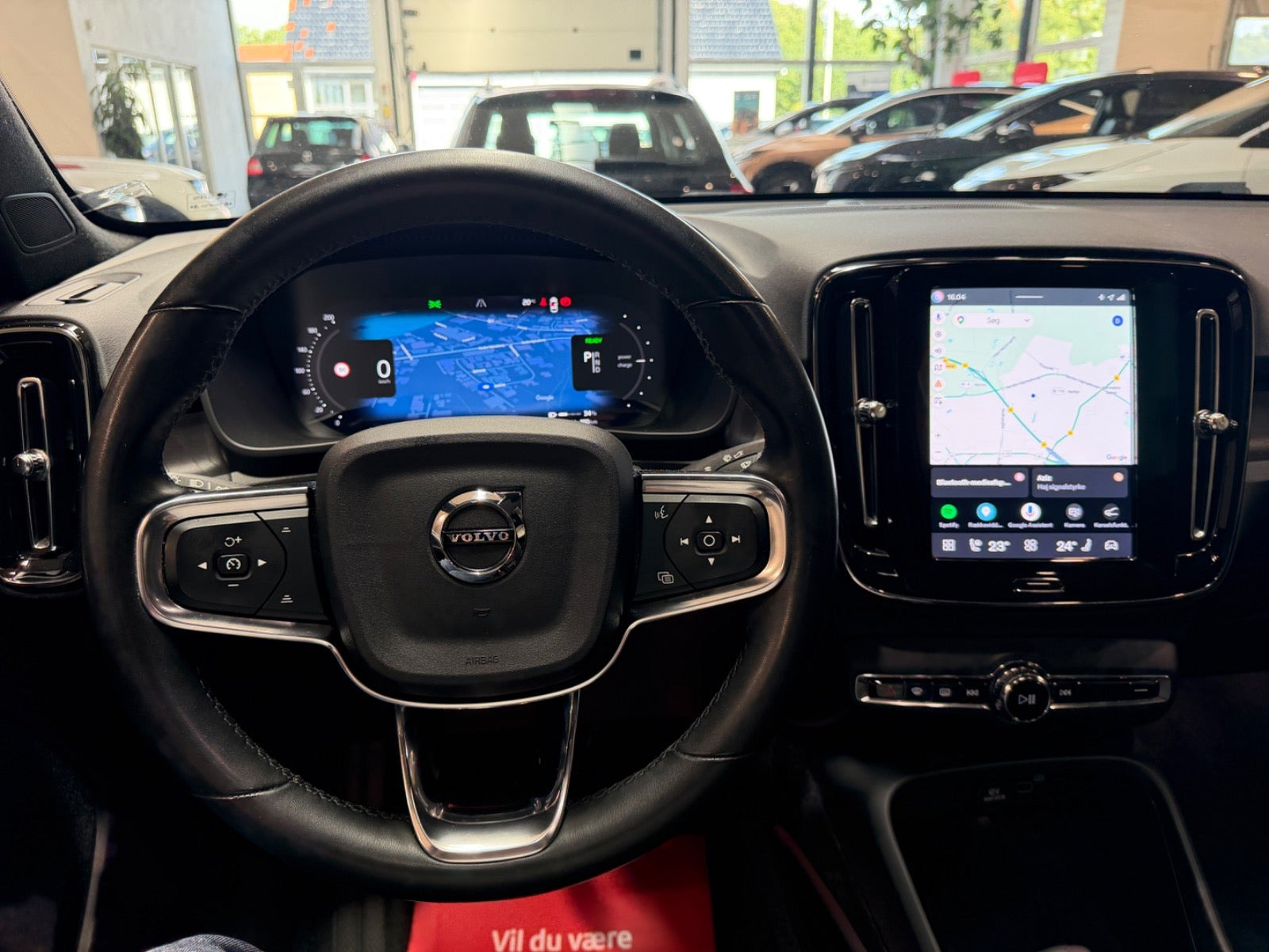 Sort Volvo C40 fra 2022