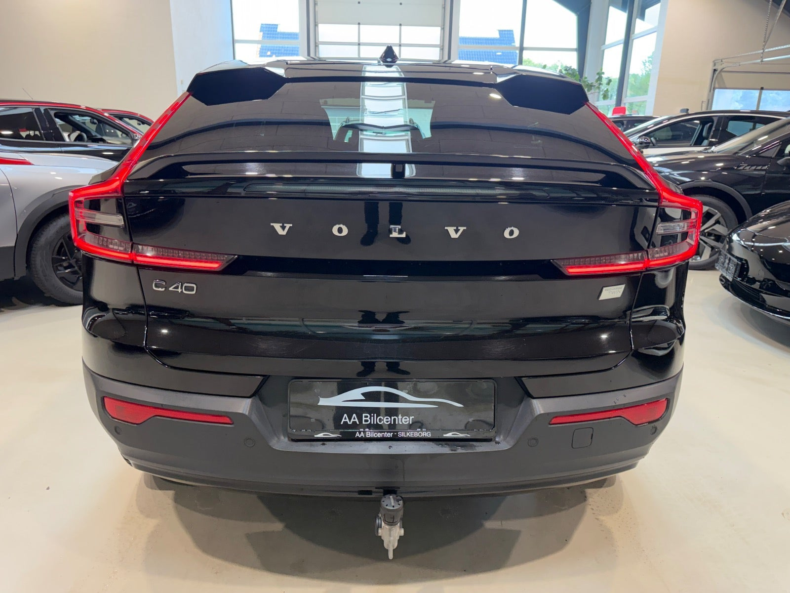 Sort Volvo C40 fra 2022