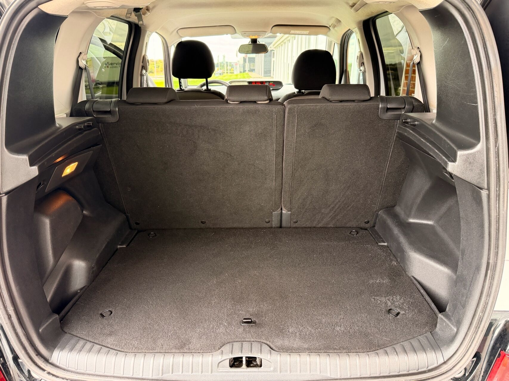 Sølv Citroën C3 Picasso fra 2015