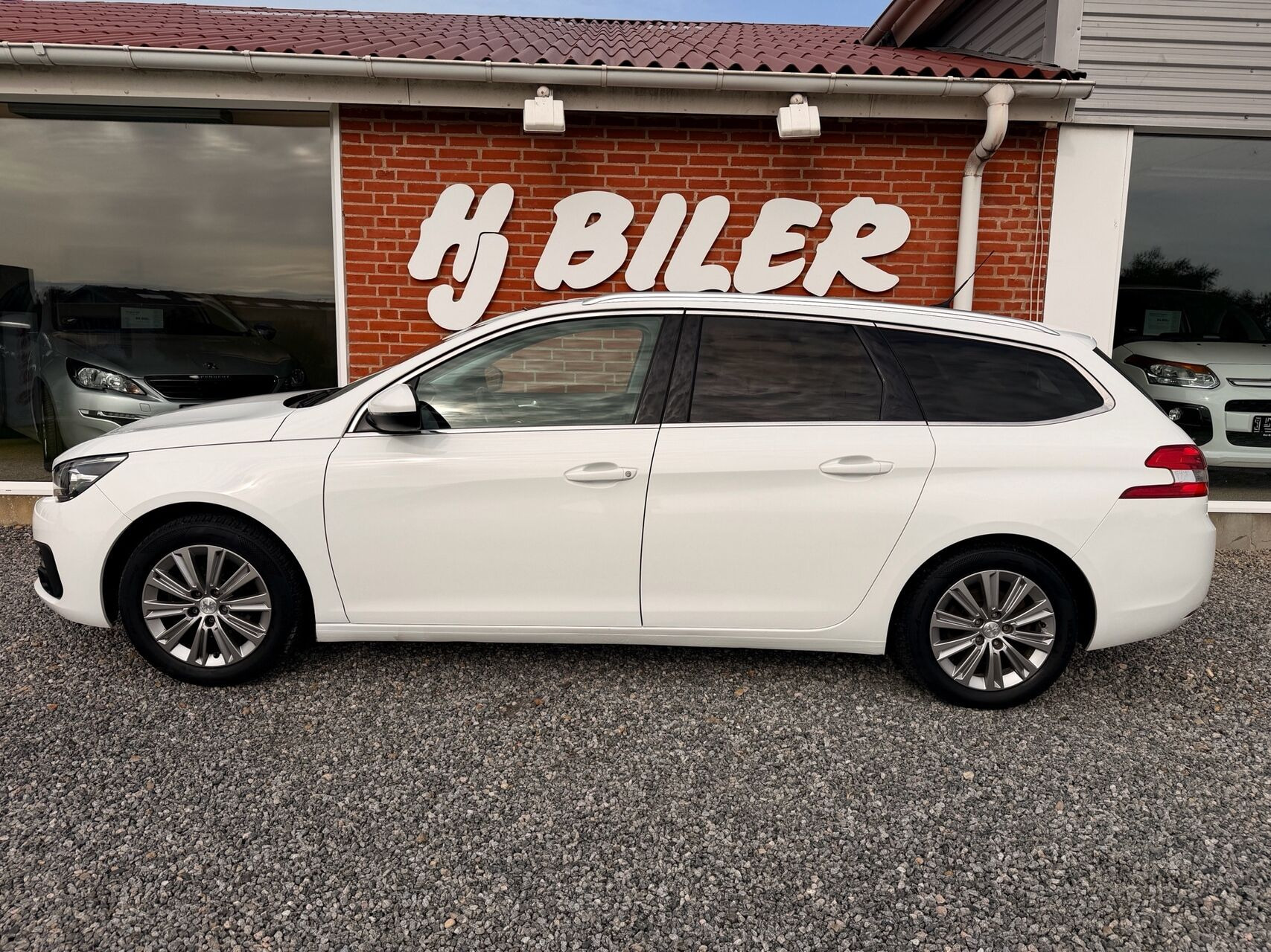 Hvid Peugeot 308 fra 2019