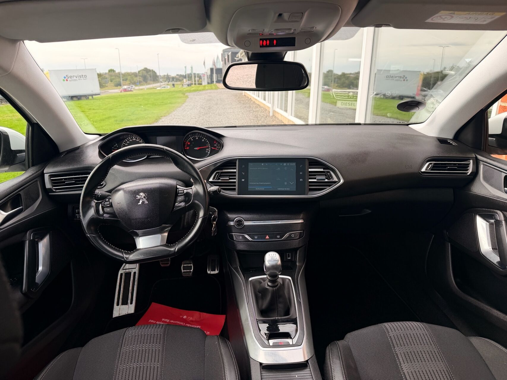 Hvid Peugeot 308 fra 2019
