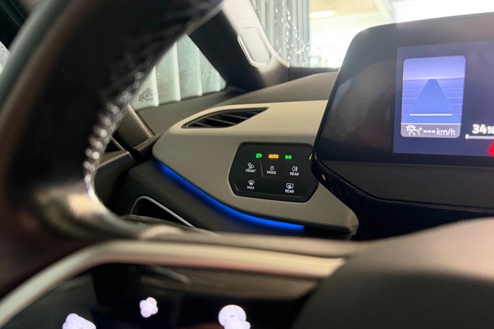Blå VW ID.3 fra 2021