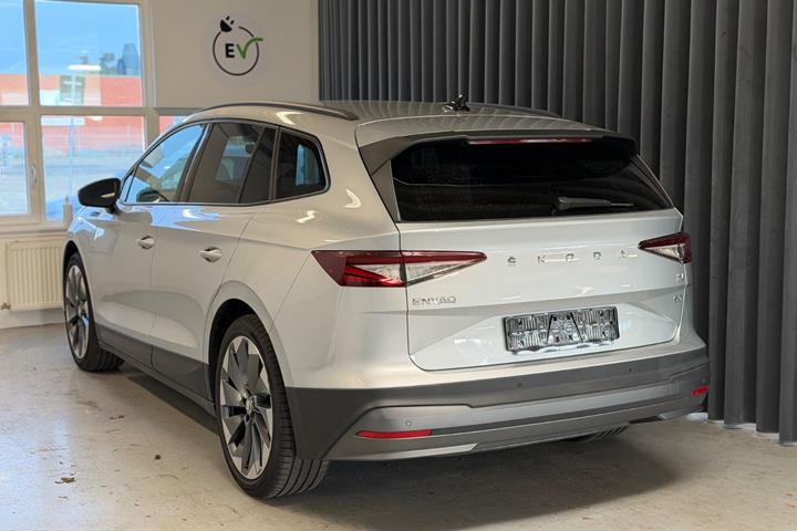 Sølv Skoda Enyaq fra 2021