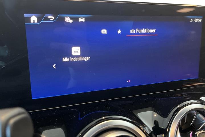 Sort Mercedes EQA250+ fra 2024