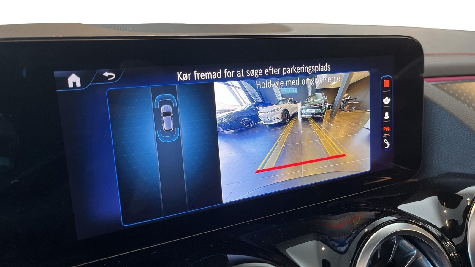 Sort Mercedes EQA250+ fra 2024