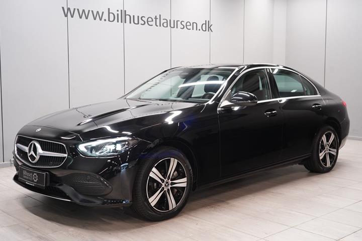 Sort Mercedes C300 e fra 2023