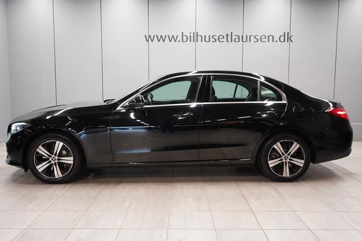Sort Mercedes C300 e fra 2023
