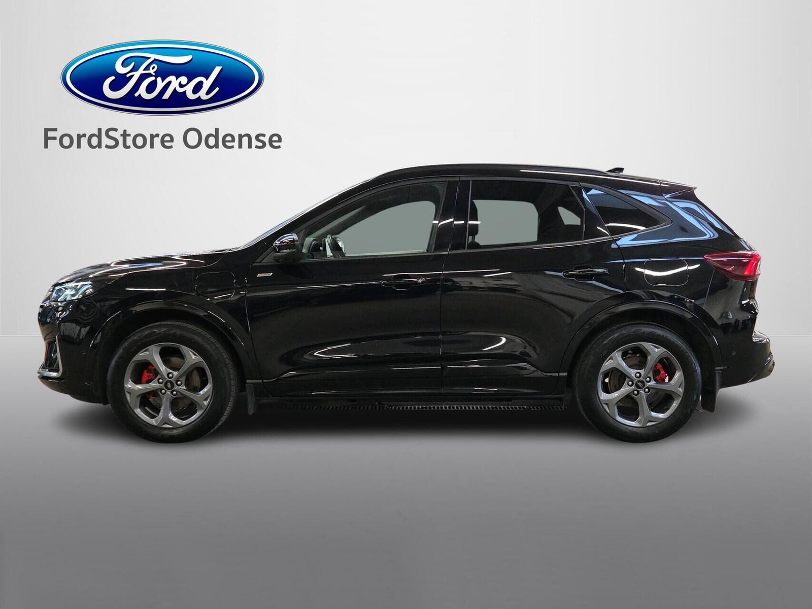 Sort Ford Kuga fra 2024