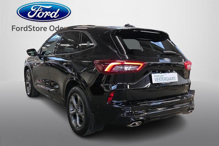 Sort Ford Kuga fra 2024
