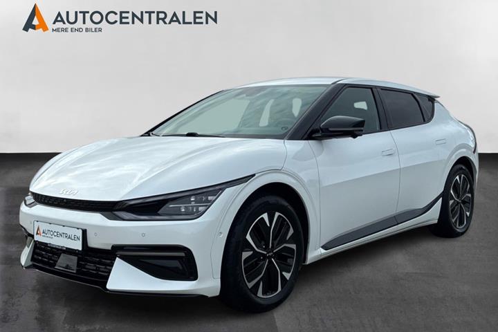 Hvid Kia EV6 fra 2024 set udefra