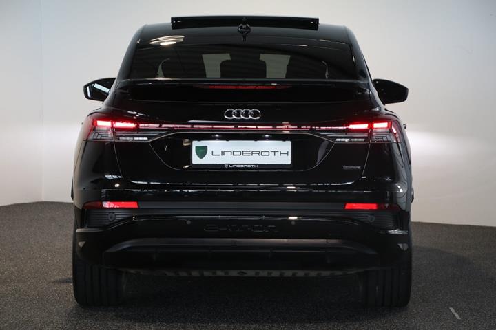 Sort Audi Q4 e-tron fra 2024
