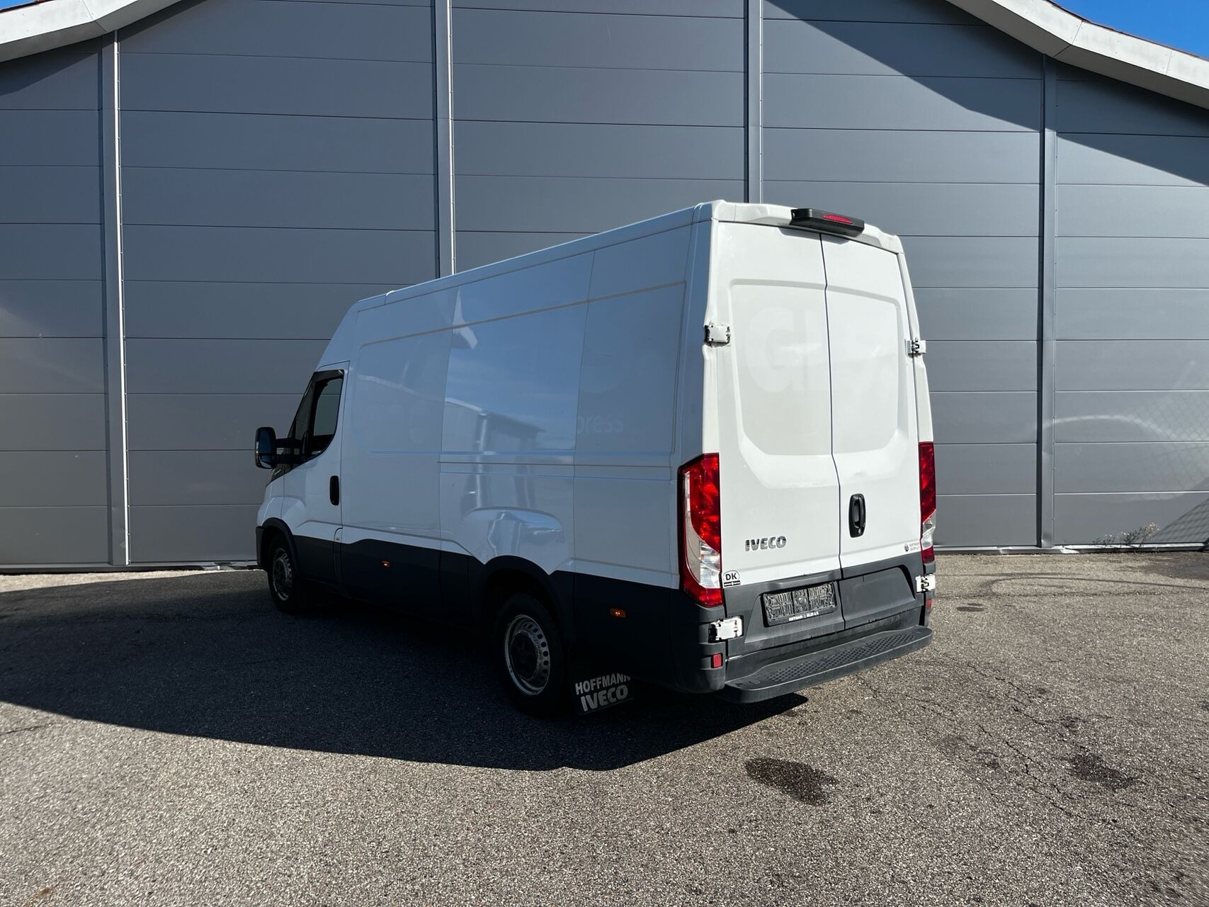 Hvid Iveco Daily fra 2020