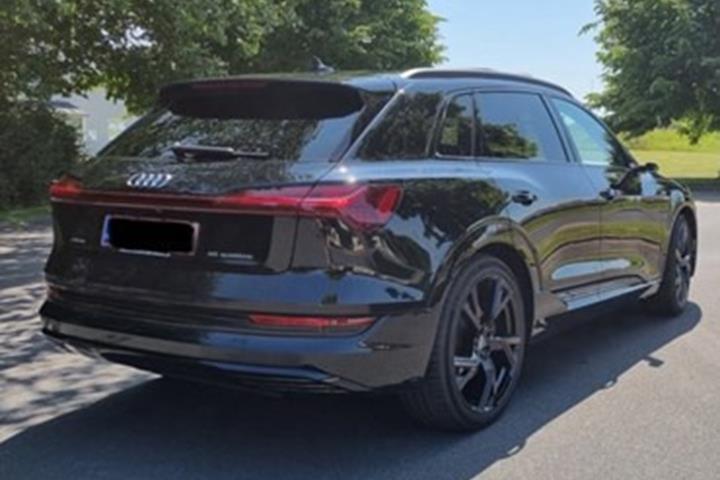 undefined Audi e-tron fra 2019