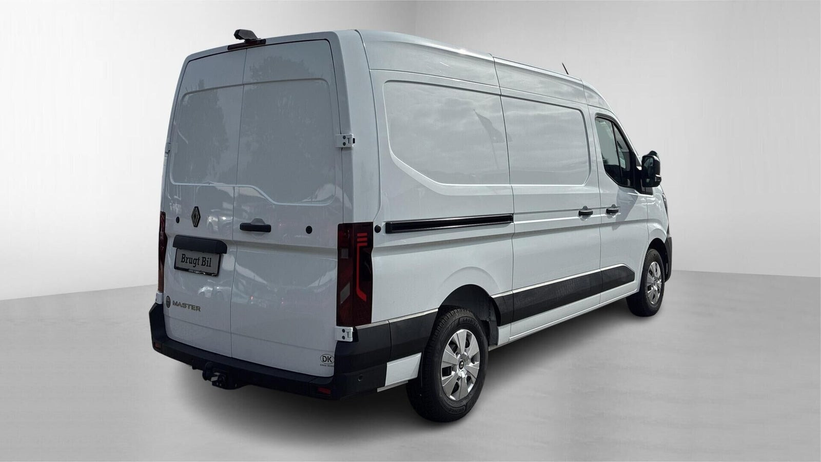 Hvid Renault Master V T33 fra 2025