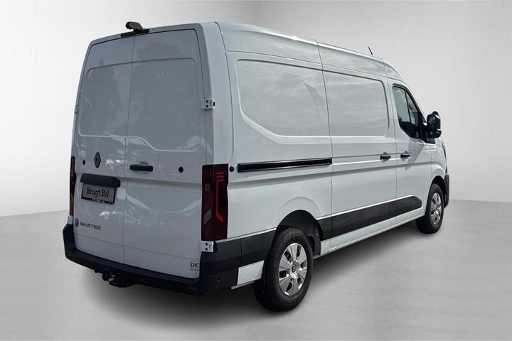 Hvid Renault Master V T33 fra 2025