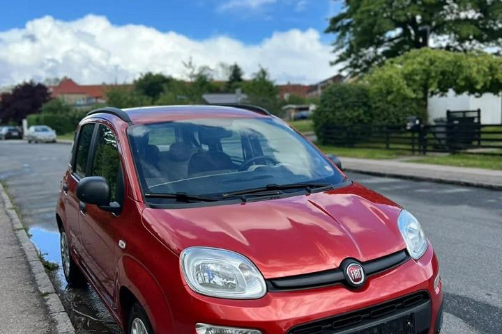Grøn Fiat Panda fra 2012