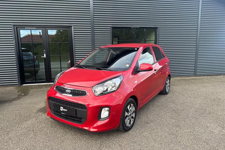 Rød Kia Picanto fra 2016 set udefra