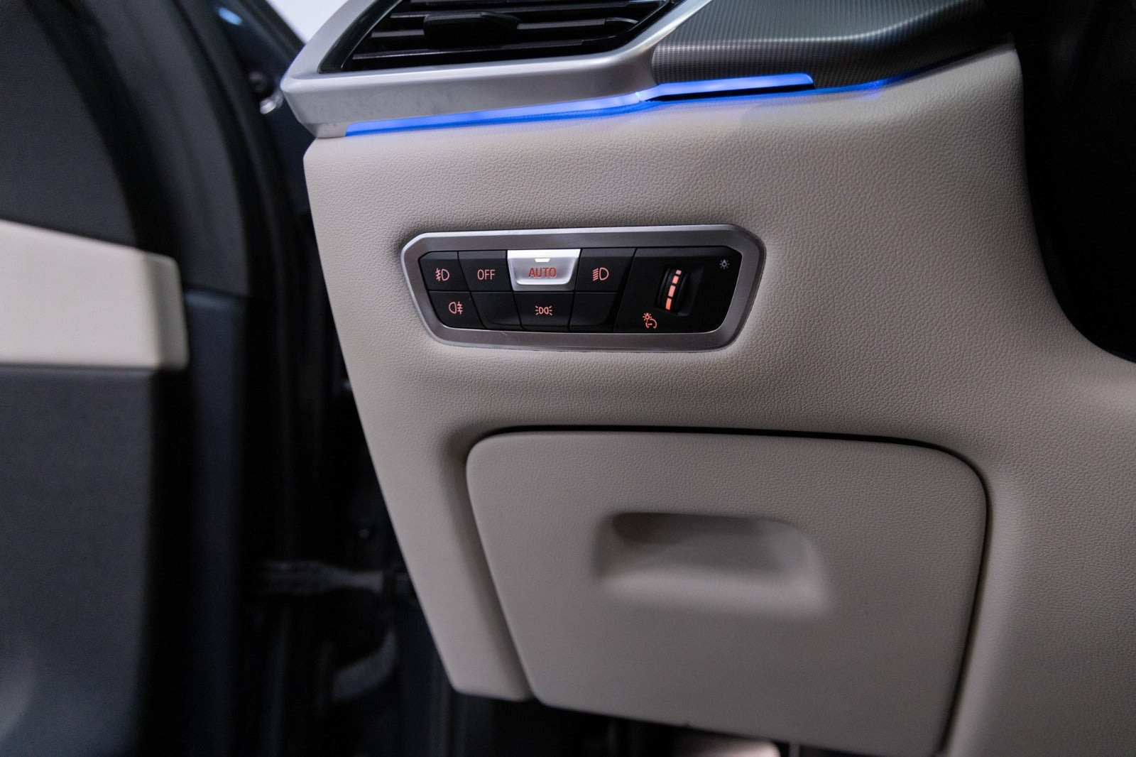 Grå BMW X5 fra 2021