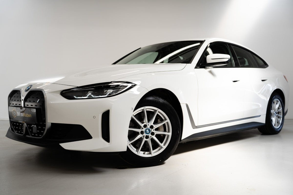 BMW i4 eDrive40
