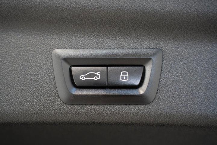 undefined BMW iX1 fra 2025