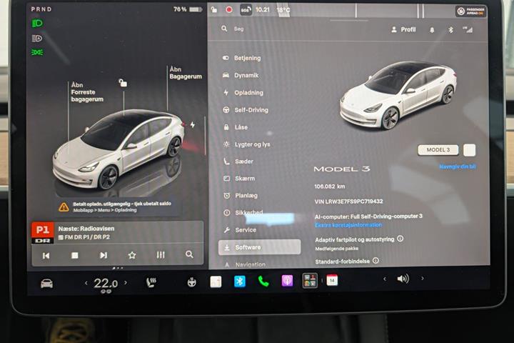 Hvid Tesla Model 3 fra 2022