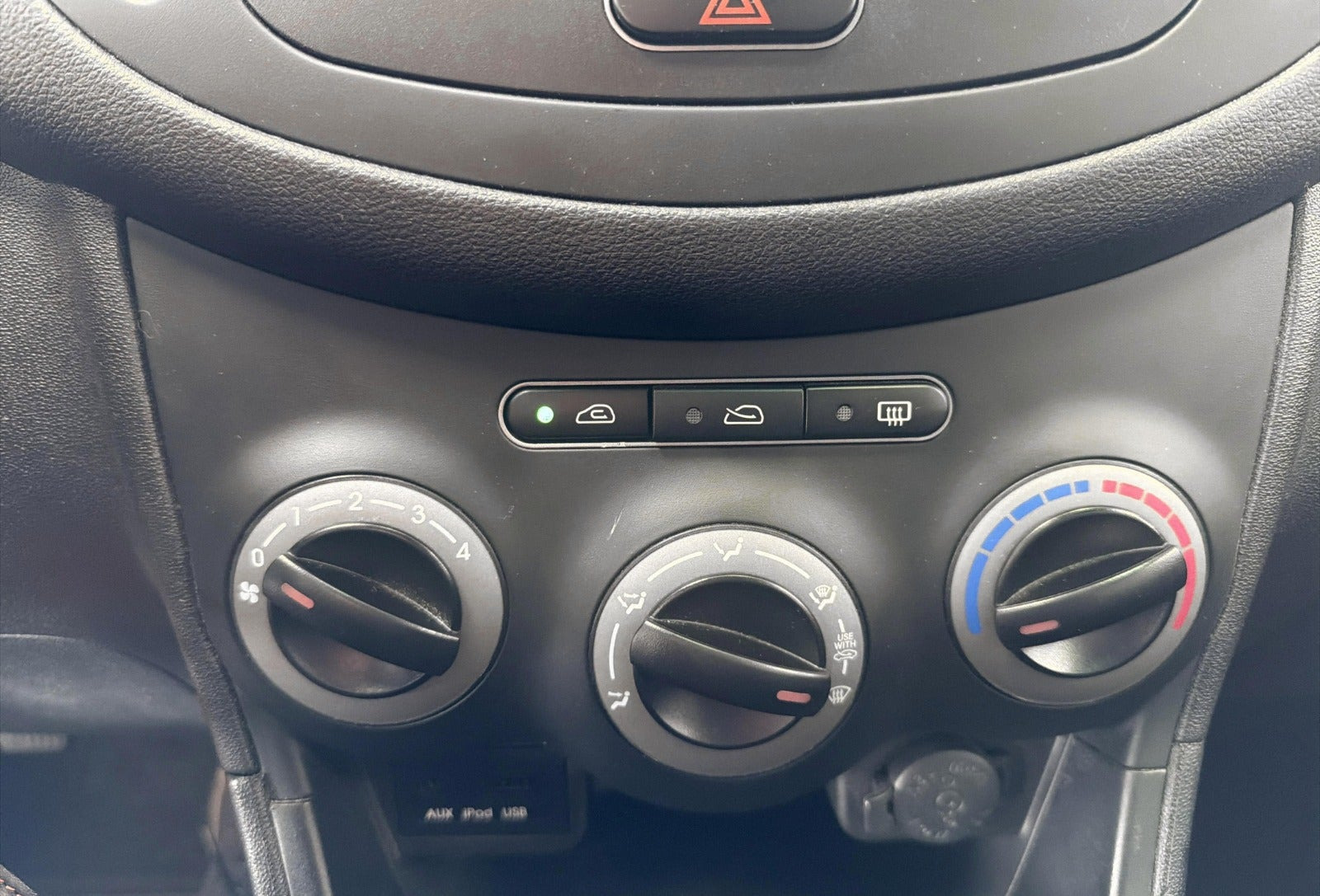 Sort Hyundai i10 fra 2011