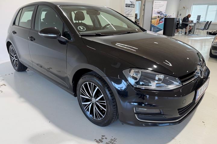 Sort VW Golf VII fra 2017