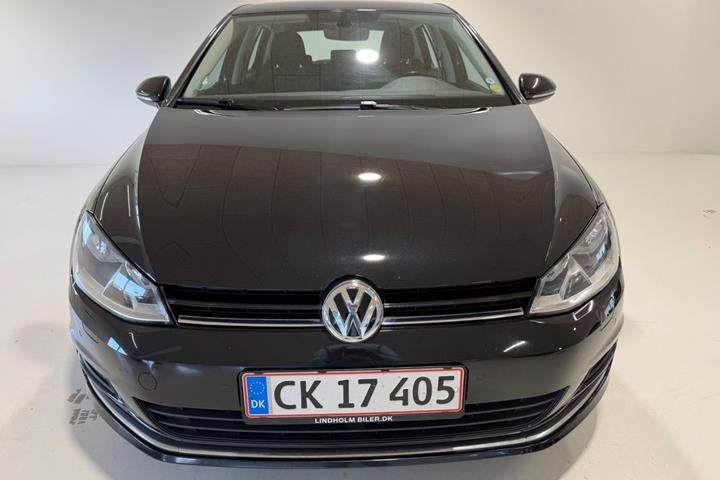 Sort VW Golf VII fra 2017