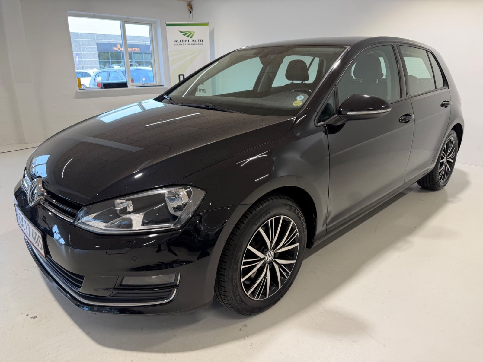 Sort VW Golf VII fra 2017