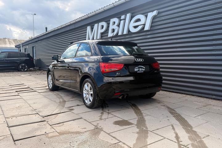 Sort Audi A1 fra 2011