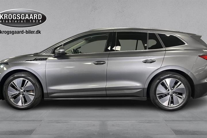 Sort Skoda Enyaq fra 2023