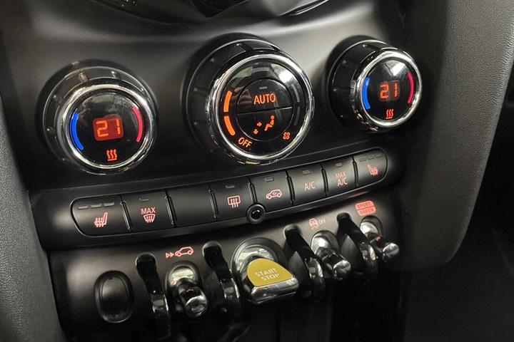 Grå Mini Cooper SE fra 2021